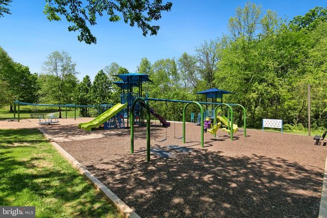 804 1ST ST, Rockville, MD 20850