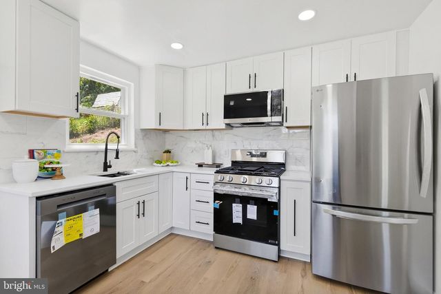 804 1ST ST, Rockville, MD 20850