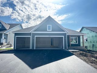 1902 Dogwood Court, Carver, MN 55315
