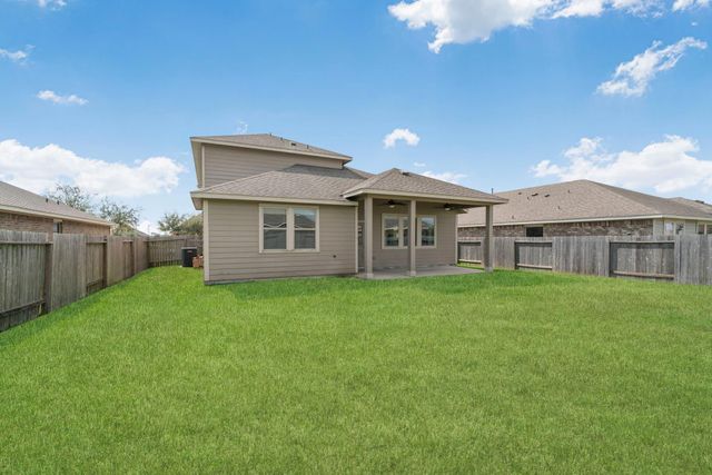 19111 Shoreside Terrace Drive, Manvel, TX 77578