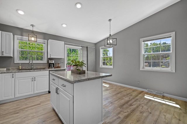 10011 Sheridan ROAD, Pleasant Prairie, WI 53158
