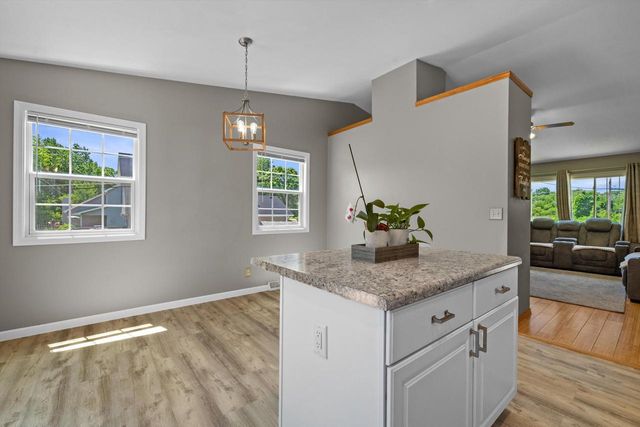 10011 Sheridan ROAD, Pleasant Prairie, WI 53158