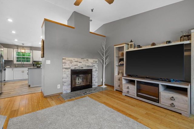 10011 Sheridan ROAD, Pleasant Prairie, WI 53158