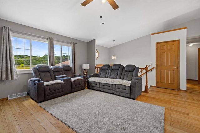 10011 Sheridan ROAD, Pleasant Prairie, WI 53158