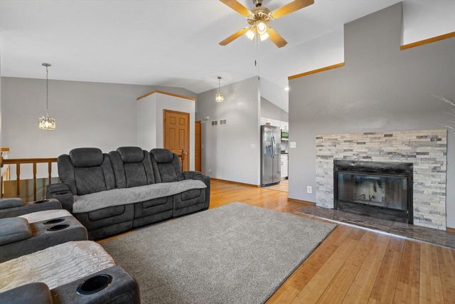 10011 Sheridan ROAD, Pleasant Prairie, WI 53158