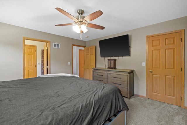 10011 Sheridan ROAD, Pleasant Prairie, WI 53158