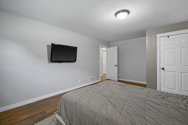 10011 Sheridan ROAD, Pleasant Prairie, WI 53158