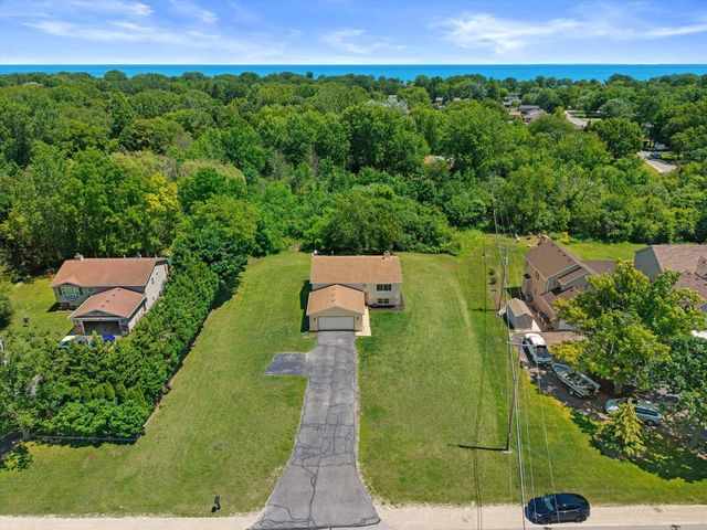 10011 Sheridan ROAD, Pleasant Prairie, WI 53158
