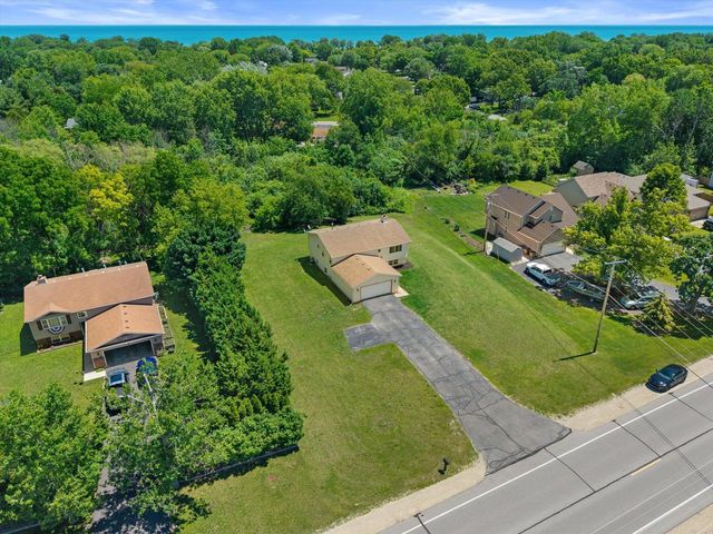 10011 Sheridan ROAD, Pleasant Prairie, WI 53158