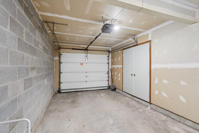 12539 S Quinn Drive 402, Alsip, IL 60803