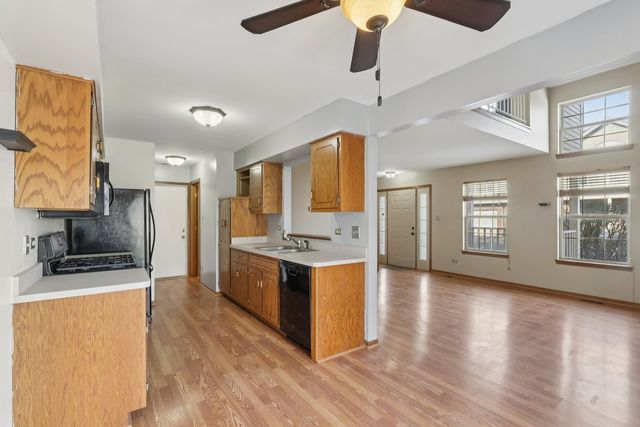 12539 S Quinn Drive 402, Alsip, IL 60803