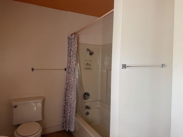 217 John Street, Newaygo, MI 49337