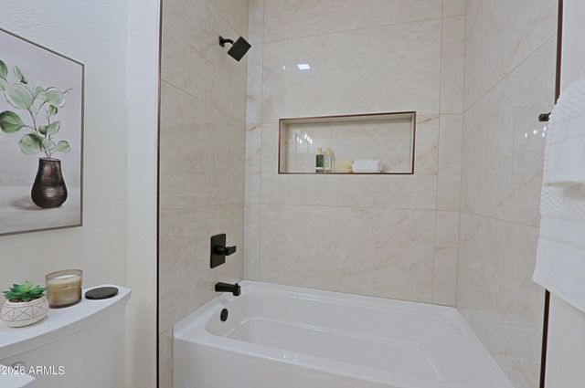 19969 N TEALSTONE Drive, Surprise, AZ 85374