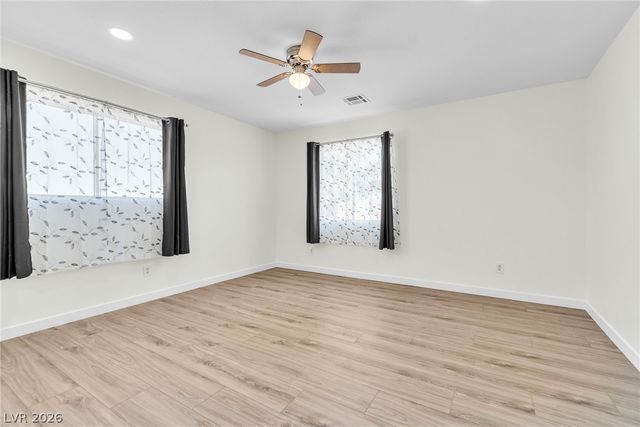 366 Penney View Court, North Las Vegas, NV 89032