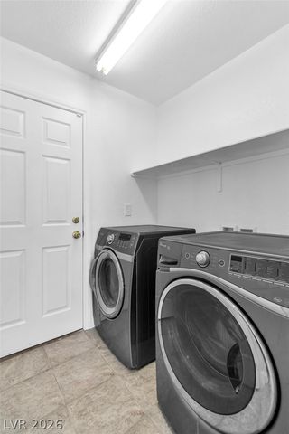 366 Penney View Court, North Las Vegas, NV 89032