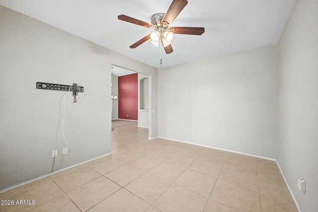 6844 W COLUMBINE Drive, Peoria, AZ 85381