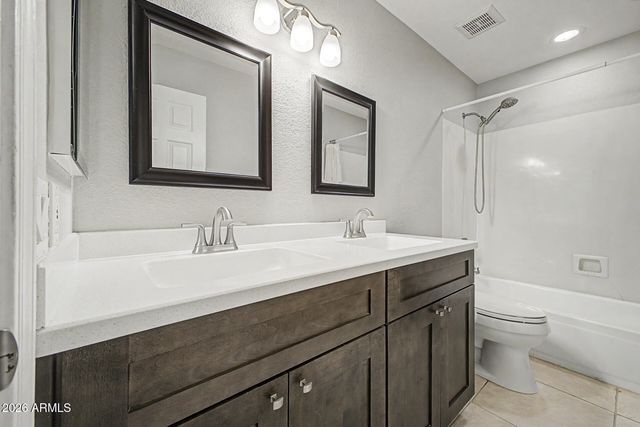 6844 W COLUMBINE Drive, Peoria, AZ 85381