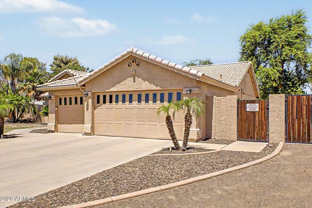 6844 W COLUMBINE Drive, Peoria, AZ 85381