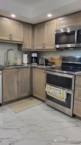 1360 S OCEAN Boulevard 1407, Pompano Beach, FL 33062