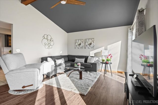 2465 Bristol Court, Aurora, IL 60504