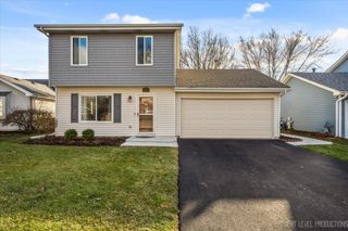 2465 Bristol Court, Aurora, IL 60504