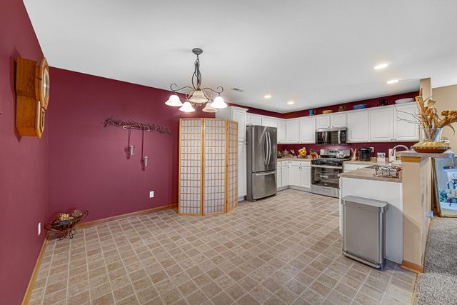 947 Oak Drive, Crown Point, IN 46307