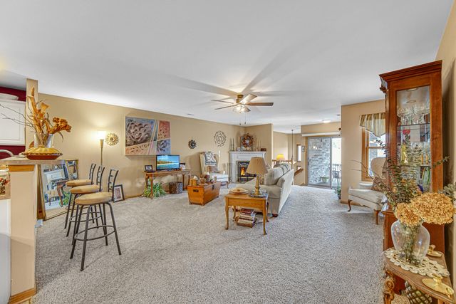 947 Oak Drive, Crown Point, IN 46307