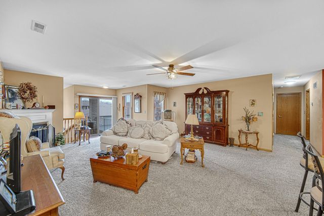 947 Oak Drive, Crown Point, IN 46307