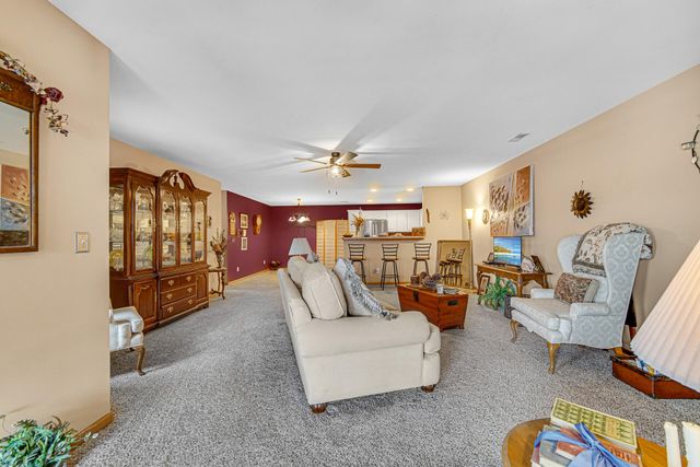 947 Oak Drive, Crown Point, IN 46307