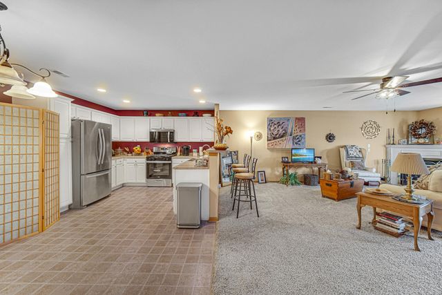 947 Oak Drive, Crown Point, IN 46307