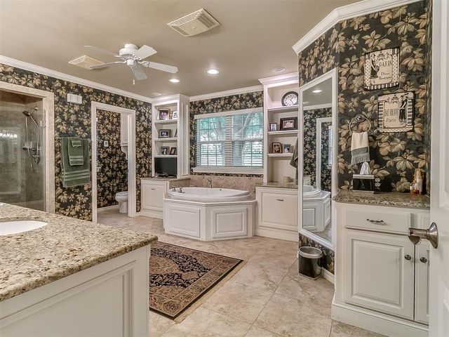 11050 Greenwood Drive, Piedmont, OK 73078