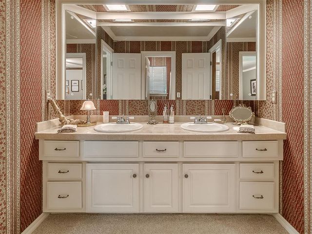 11050 Greenwood Drive, Piedmont, OK 73078
