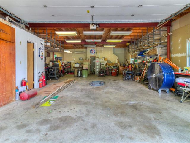 11050 Greenwood Drive, Piedmont, OK 73078