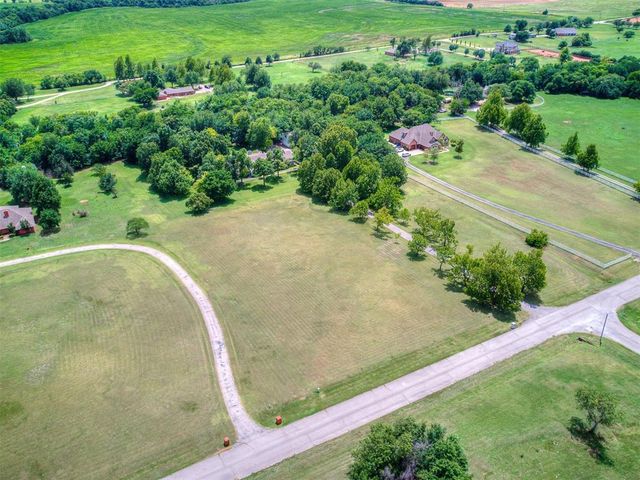 11050 Greenwood Drive, Piedmont, OK 73078