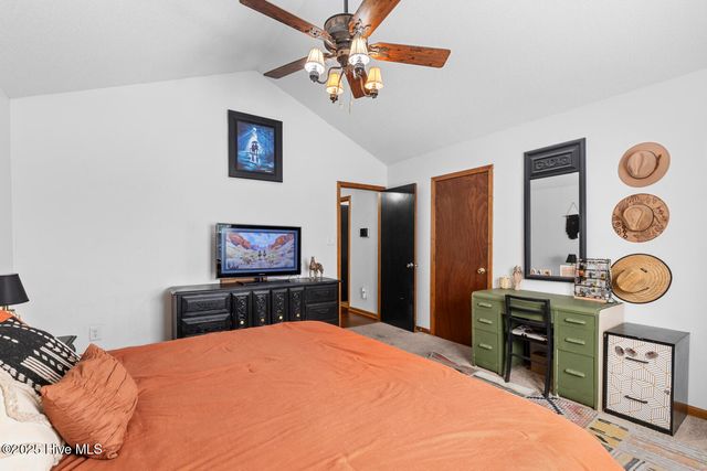 234 Bishop Drive, Jacksonville, NC 28540