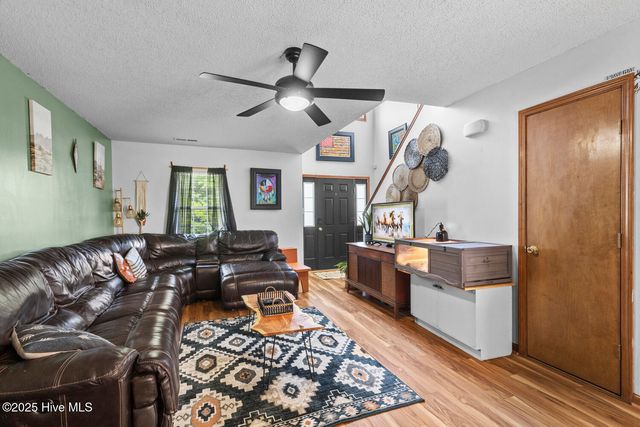 234 Bishop Drive, Jacksonville, NC 28540