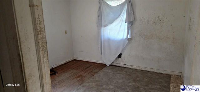 318 Jasper Ave, Hartsville, SC 29550