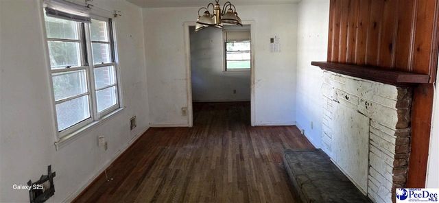 318 Jasper Ave, Hartsville, SC 29550