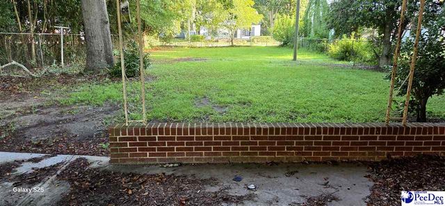 318 Jasper Ave, Hartsville, SC 29550