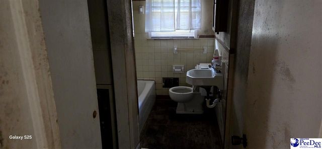 318 Jasper Ave, Hartsville, SC 29550