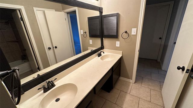 8607 Knoll Forest Drive, Humble, TX 77338