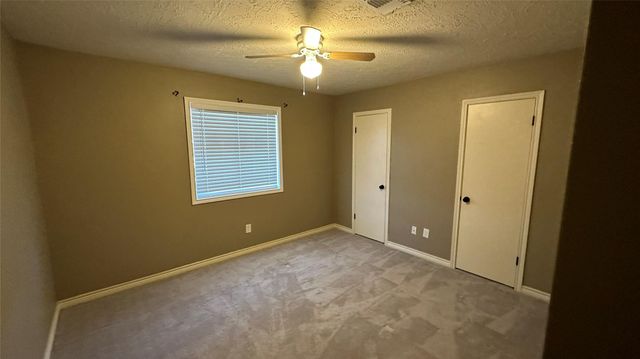 8607 Knoll Forest Drive, Humble, TX 77338