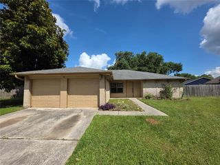 8607 Knoll Forest Drive, Humble, TX 77338