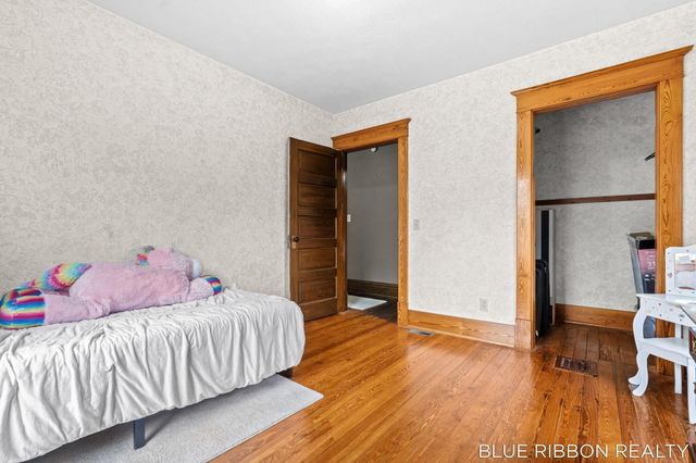 130 W Cherry Street, Wayland City, MI 49348
