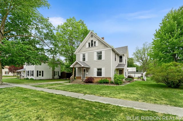 130 W Cherry Street, Wayland City, MI 49348