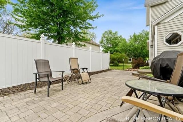 130 W Cherry Street, Wayland City, MI 49348