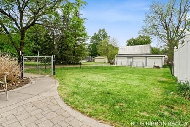 130 W Cherry Street, Wayland City, MI 49348