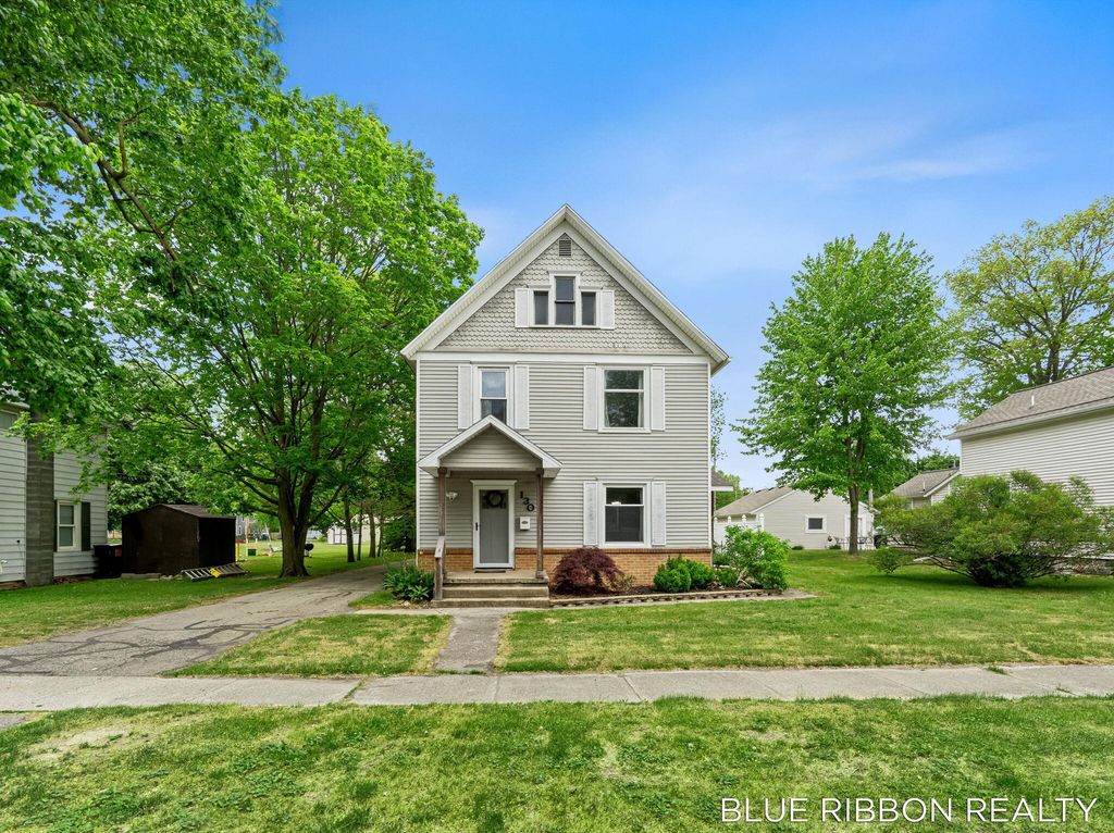 130 W Cherry Street, Wayland City, MI 49348