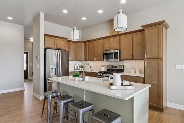 1015 Highland Trail, Solon, IA 52333