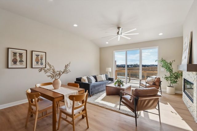 1015 Highland Trail, Solon, IA 52333